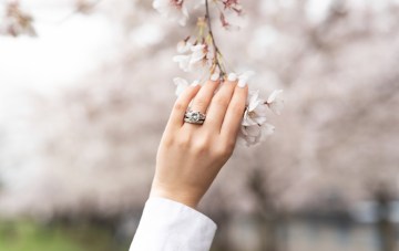 Vintage-Inspired MiaDonna Engagement Rings For The Eco-Friendly Bride
