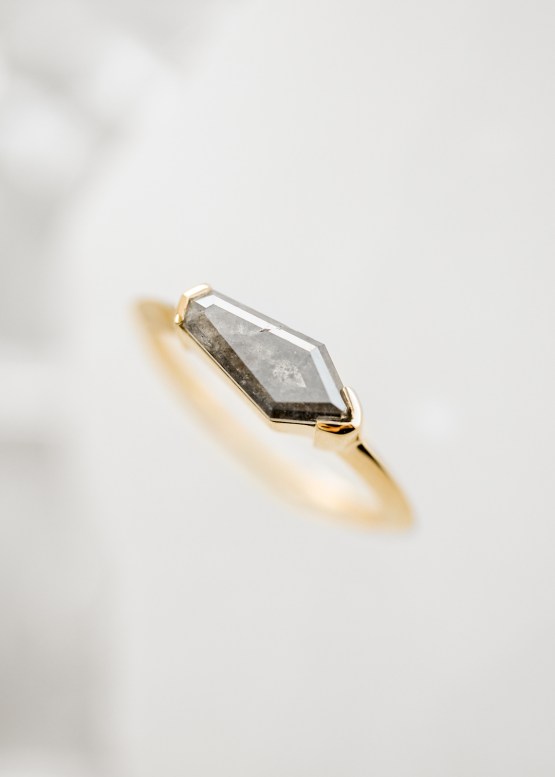 Top Engagement Ring Trends for 2022 2023 Couples – VENVS – Alternative Wedding Rings – Bridal Musings 6
